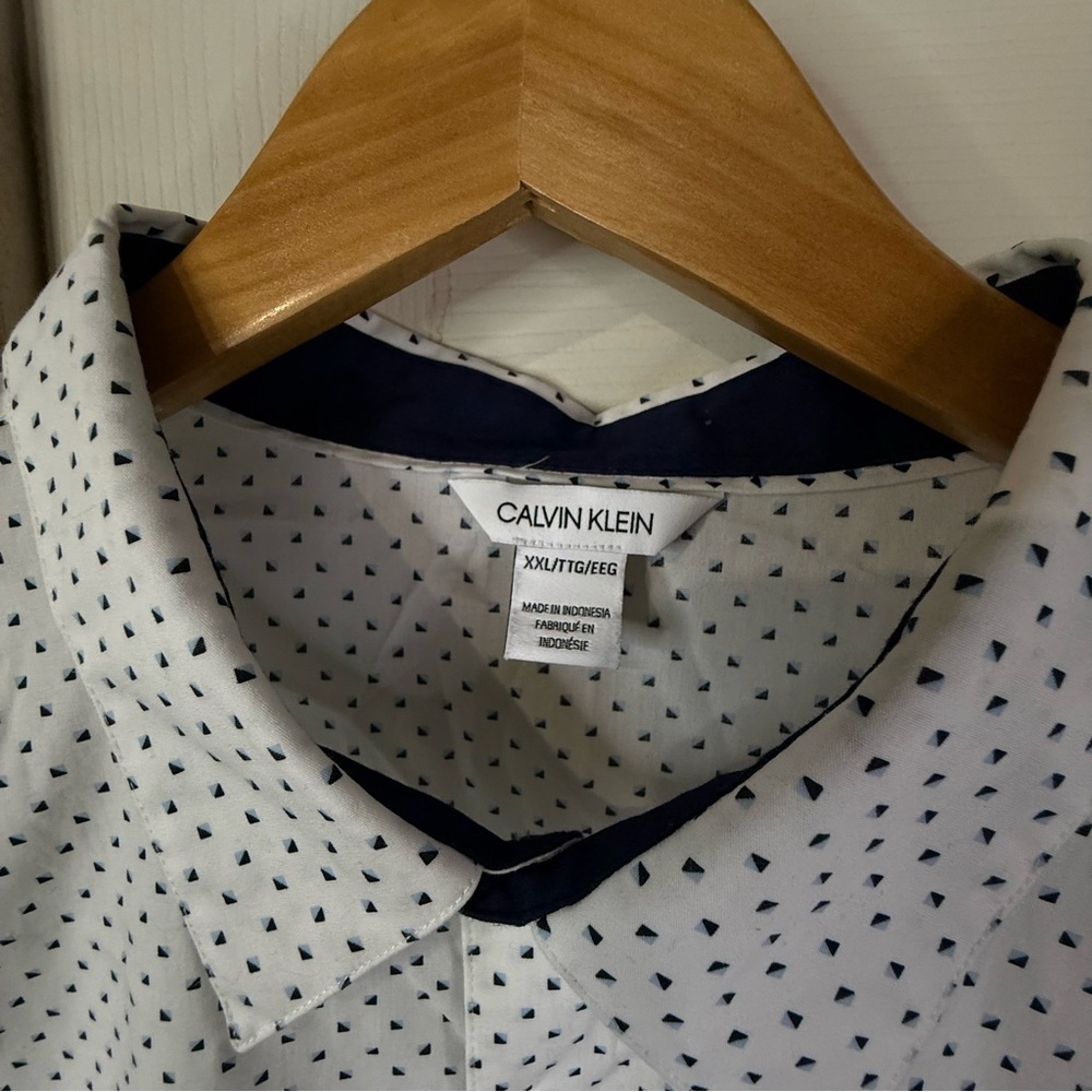 Calvin Klein Men’s Dress Shirt XXL White Blue Mini Geo Print Long Sleeve - Picture 2 of 12